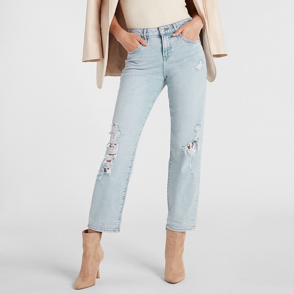 NWT Express Mid‎ Rise Ripped Boyfriend Jeans Size 10 - Picture 1 of 9
